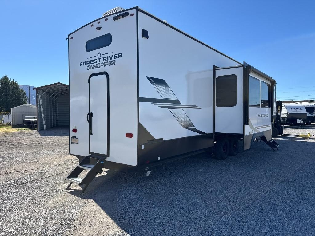 2025 Sandpiper 4002FB